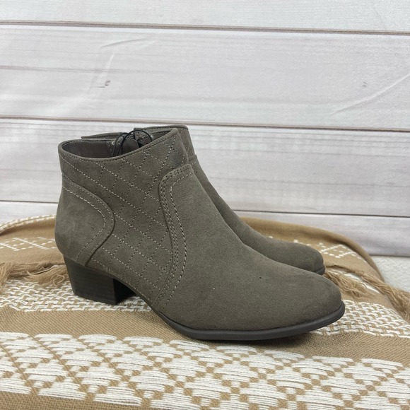 Unisa Taupe Brown Faux Suede Zipper Bootie 8M New‎ - Picture 1 of 6